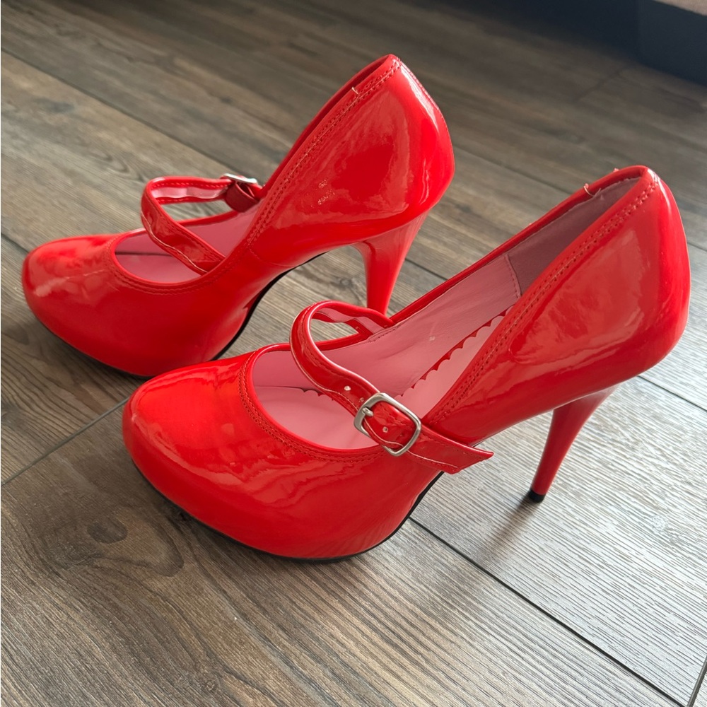 High heel shoes